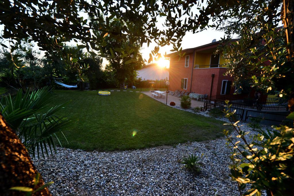Appartamento Le Palme Sona Esterno foto